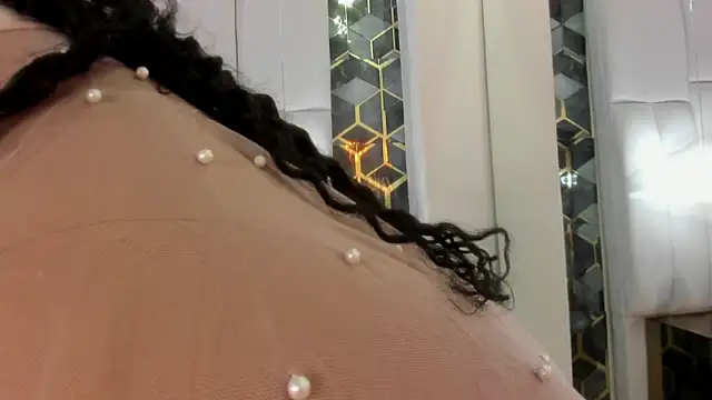 lia mariana online show from March 30, 1:12 pm