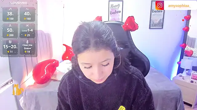 Amy joones online show from February 11, 1:30 pm