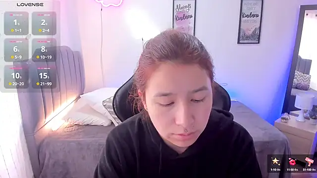 Amy joones online show from February 28, 1:36 pm