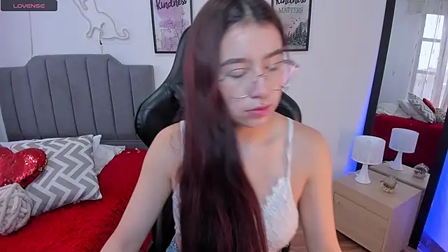 Snapshot of Amy_joones chatting on February 10, 12:09 pm Amy joones online show from February 10, 12:09 pm