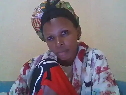 Snapshot of CharlotteDee chatting on November 2, 9:17 pm CharlotteDee online show from November 2, 9:17 pm