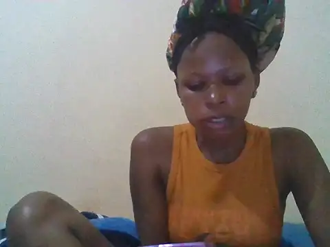 Snapshot of CharlotteDee chatting on November 16, 7:08 pm CharlotteDee online show from November 16, 7:08 pm