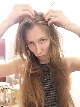 Snapshot of CatFerae chatting on January 20, 12:39 pm CatFerae online show from January 20, 12:39 pm