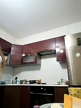 Snapshot of CatFerae chatting on January 29, 2:21 pm CatFerae online show from January 29, 2:21 pm