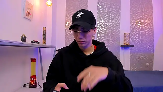 Nikolay Gregori online show from December 15, 4:39 am