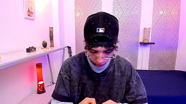 Nikolay Gregori online show from December 23, 4:10 am