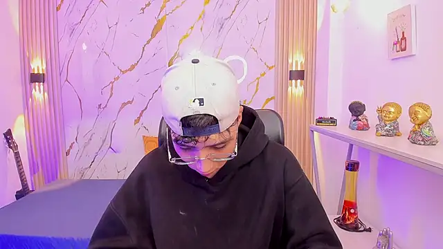 Nikolay Gregori online show from February 8, 4:05 am