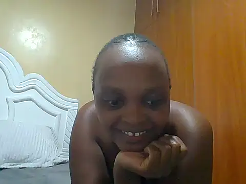 Snapshot of Sexxy-Shie chatting on June 25, 8:46 pm Sexxy-Shie online show from June 25, 8:46 pm