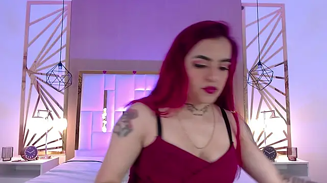 Snapshot of valeriee_millerr_ chatting on February 17, 6:15 pm valeriee millerr online show from February 17, 6:15 pm