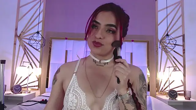 Snapshot of valeriee_millerr_ chatting on February 18, 12:26 am valeriee millerr online show from February 18, 12:26 am