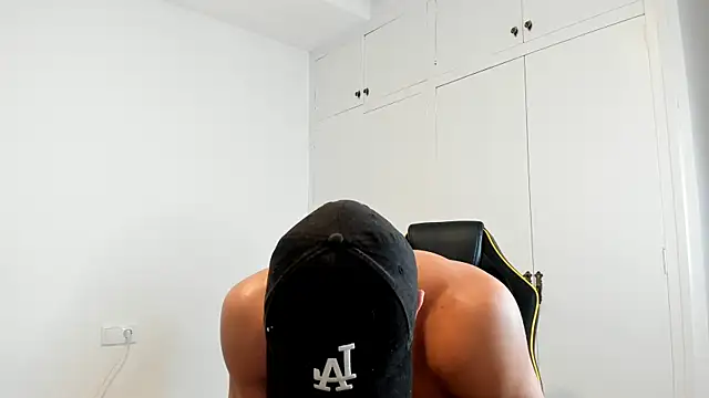 dan01  online show from January 22, 9:57 am