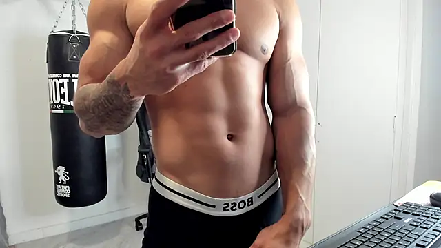 Snapshot of dan01_ chatting on February 22, 2:59 pm dan01 online show from February 22, 2:59 pm