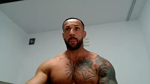 Magnificmuscles89 online show from October 26, 10:47 pm