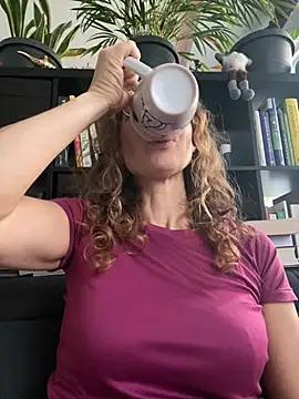 AnnikaRose online show from November 7, 6:46 am