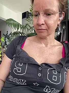 AnnikaRose online show from March 12, 7:36 am