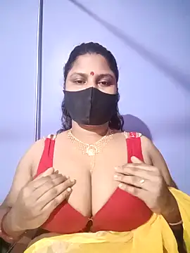 Snapshot of Baby_Sexy_10 chatting on October 28, 8:29 am Baby Sexy 10 online show from October 28, 8:29 am