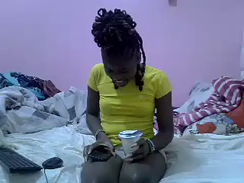 Snapshot of sweet_vine chatting on December 22, 12:49 pm sweet vine online show from December 22, 12:49 pm