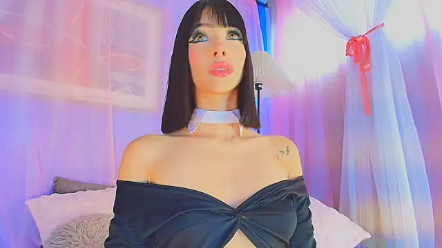 liccy hall online show from March 26, 12:55 pm