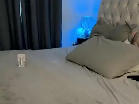 HotRuiva online show from March 4, 8:48 pm