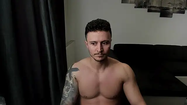 Richarddarell1 online show from June 9, 5:08 am