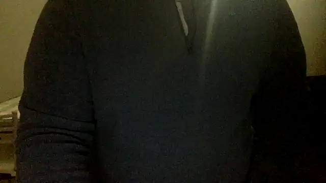 Snapshot of Gladiator_3 chatting on February 14, 8:52 am Gladiator 3 online show from February 14, 8:52 am