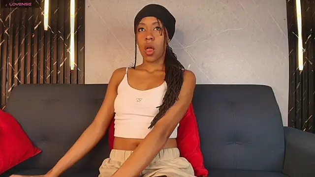 Kloe Suarez  online show from January 27, 11:54 pm