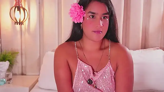 bonniekim  online show from December 1, 10:59 pm