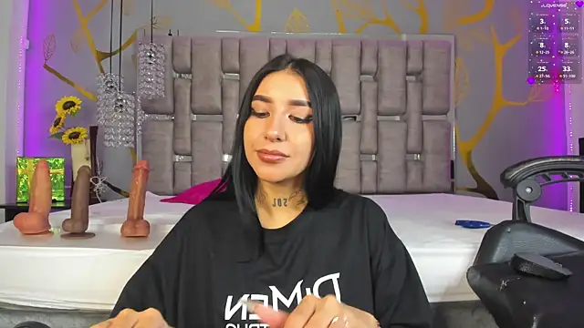 Snapshot of Leiaa_ chatting on January 16, 5:00 am Leiaa online show from January 16, 5:00 am