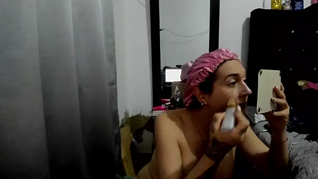 Sweet-Suck69 online show from March 17, 12:15 am