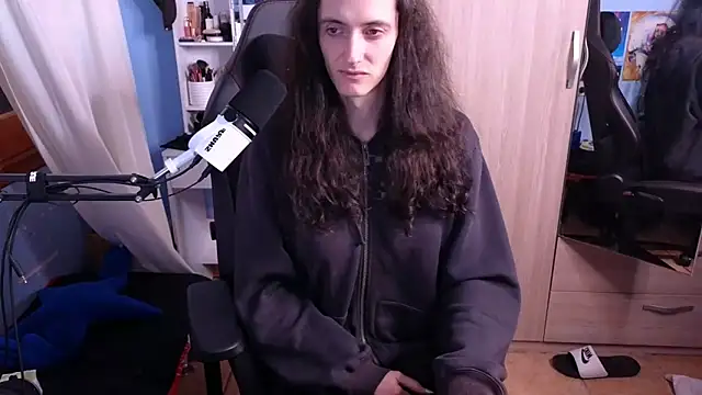 Snapshot of MemiKouki chatting on January 27, 5:37 pm MemiKouki online show from January 27, 5:37 pm