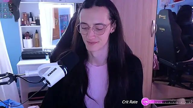 Snapshot of MemiKouki chatting on February 10, 3:53 pm MemiKouki online show from February 10, 3:53 pm