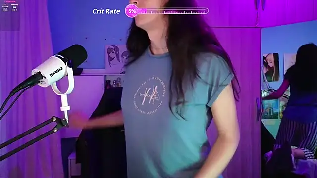 Snapshot of MemiKouki chatting on November 11, 5:35 pm MemiKouki online show from November 11, 5:35 pm