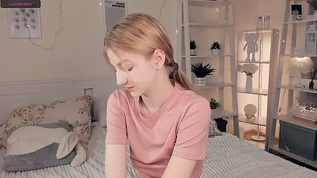 YuNabif online show from March 2, 1:05 pm