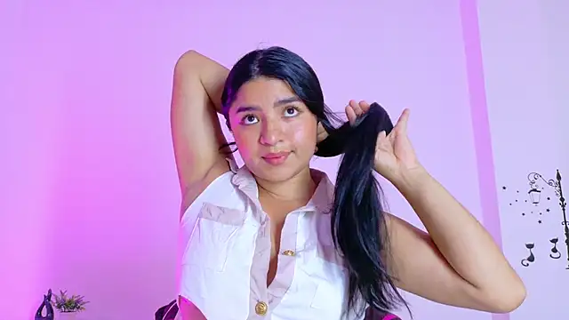 Snapshot of ayheleensexygirl1 chatting on July 24, 7:34 pm ayheleensexygirl1 online show from July 24, 7:34 pm