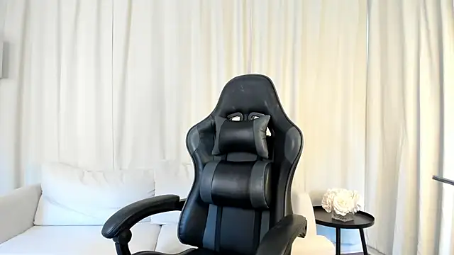 SaraDesirexo online show from March 13, 12:23 pm