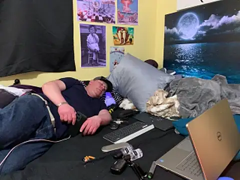 Mic Oxinner online show from April 1, 7:20 am