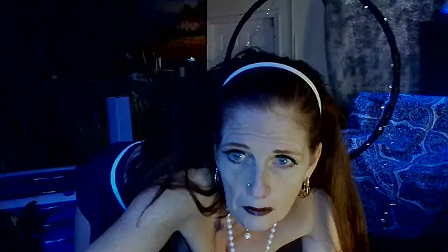 Avaivory online show from February 6, 3:41 pm