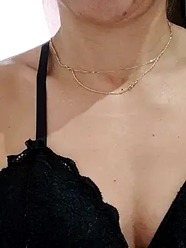 melissa 35  online show from November 7, 12:38 pm