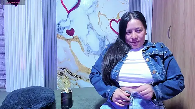 monickhot303av online show from February 20, 3:58 am