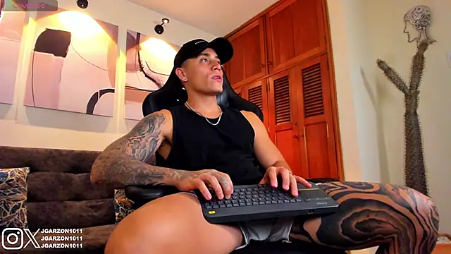  joansoto online show from March 3, 1:06 pm