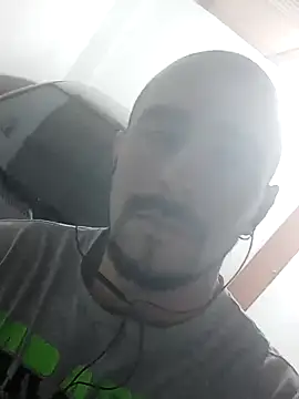 Snapshot of fire_menxxx001 chatting on September 15, 5:29 am fire menxxx001 online show from September 15, 5:29 am