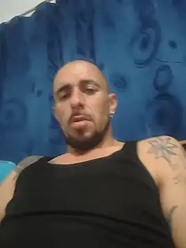 Snapshot of fire_menxxx001 chatting on June 23, 12:52 am fire menxxx001 online show from June 23, 12:52 am