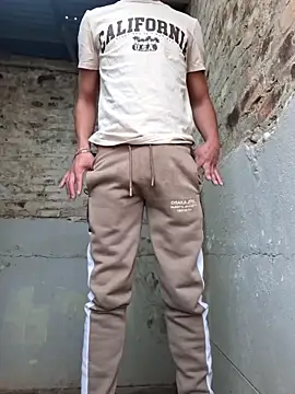 Snapshot of KnG4367 chatting on November 4, 4:06 pm KnG4367 online show from November 4, 4:06 pm