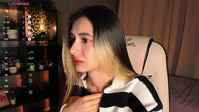 DarlaLike online show from November 20, 3:39 am