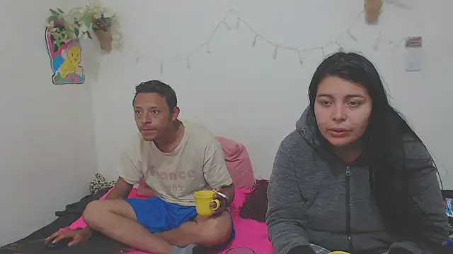 yournaughtyandsexyprinces online show from December 5, 3:59 am