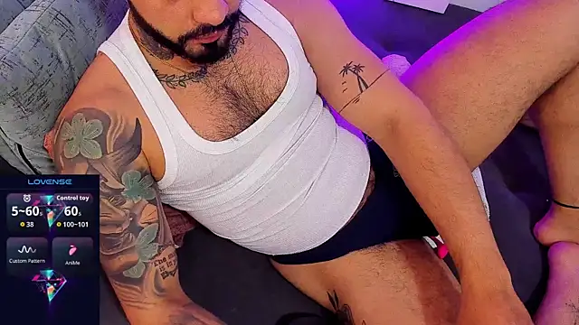 mikemulerr online show from November 10, 8:52 pm