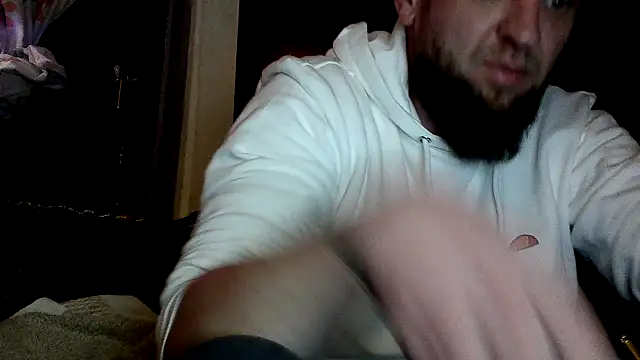 Snapshot of donhulio482 chatting on March 16, 7:38 pm donhulio482 online show from March 16, 7:38 pm