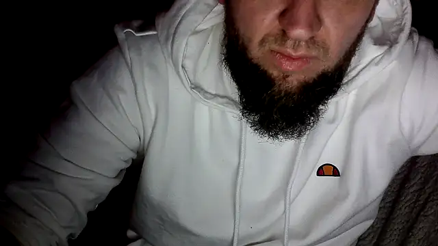 Snapshot of donhulio482 chatting on March 17, 8:51 pm donhulio482 online show from March 17, 8:51 pm