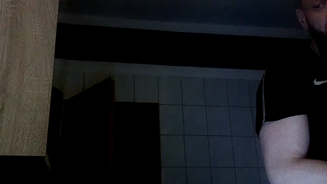 Snapshot of donhulio482 chatting on November 1, 5:26 pm donhulio482 online show from November 1, 5:26 pm