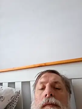 Outdoorsexlover online show from February 24, 7:39 am